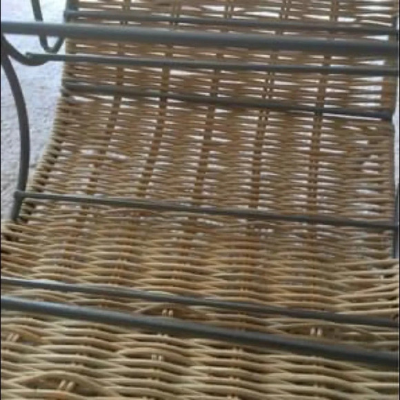 Vintage  Wicker Wine Rack - Picture 4 of 5